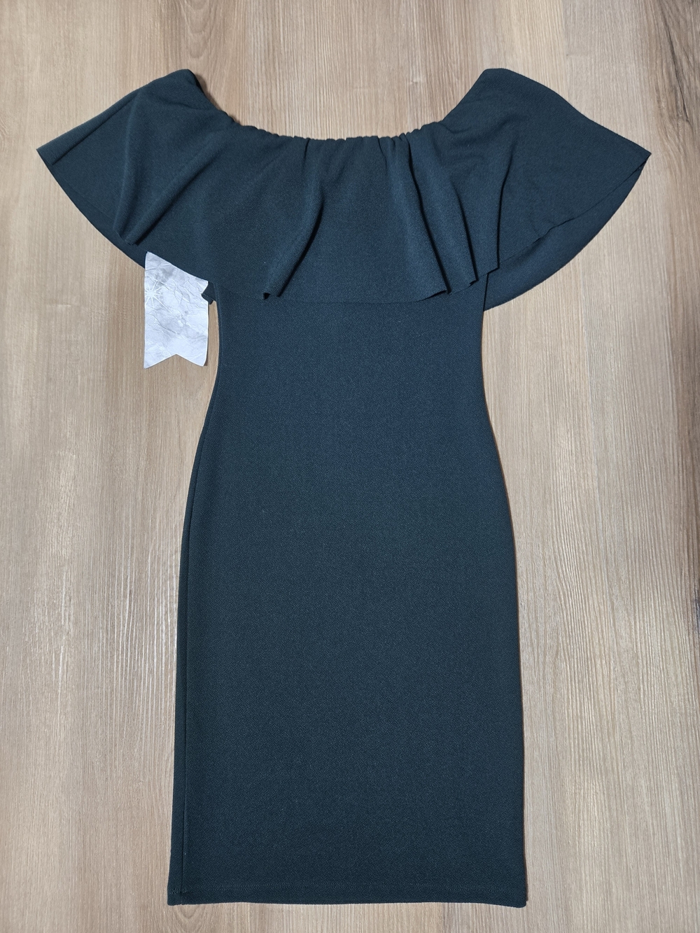 Off-Shoulder Ruffle Bodycon Dress - Picture 4 of 5